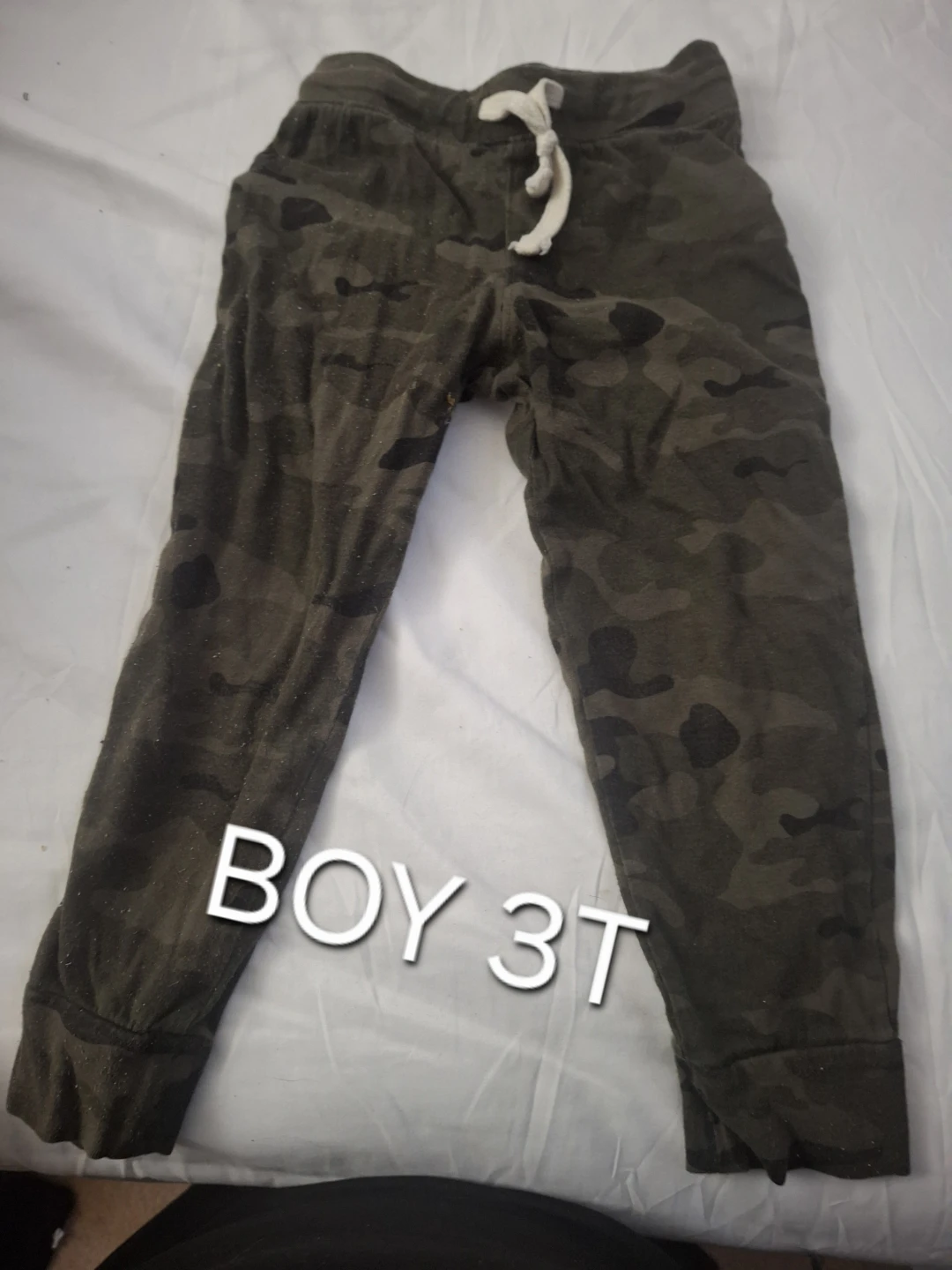 Boy's Camo Joggers Size 3T