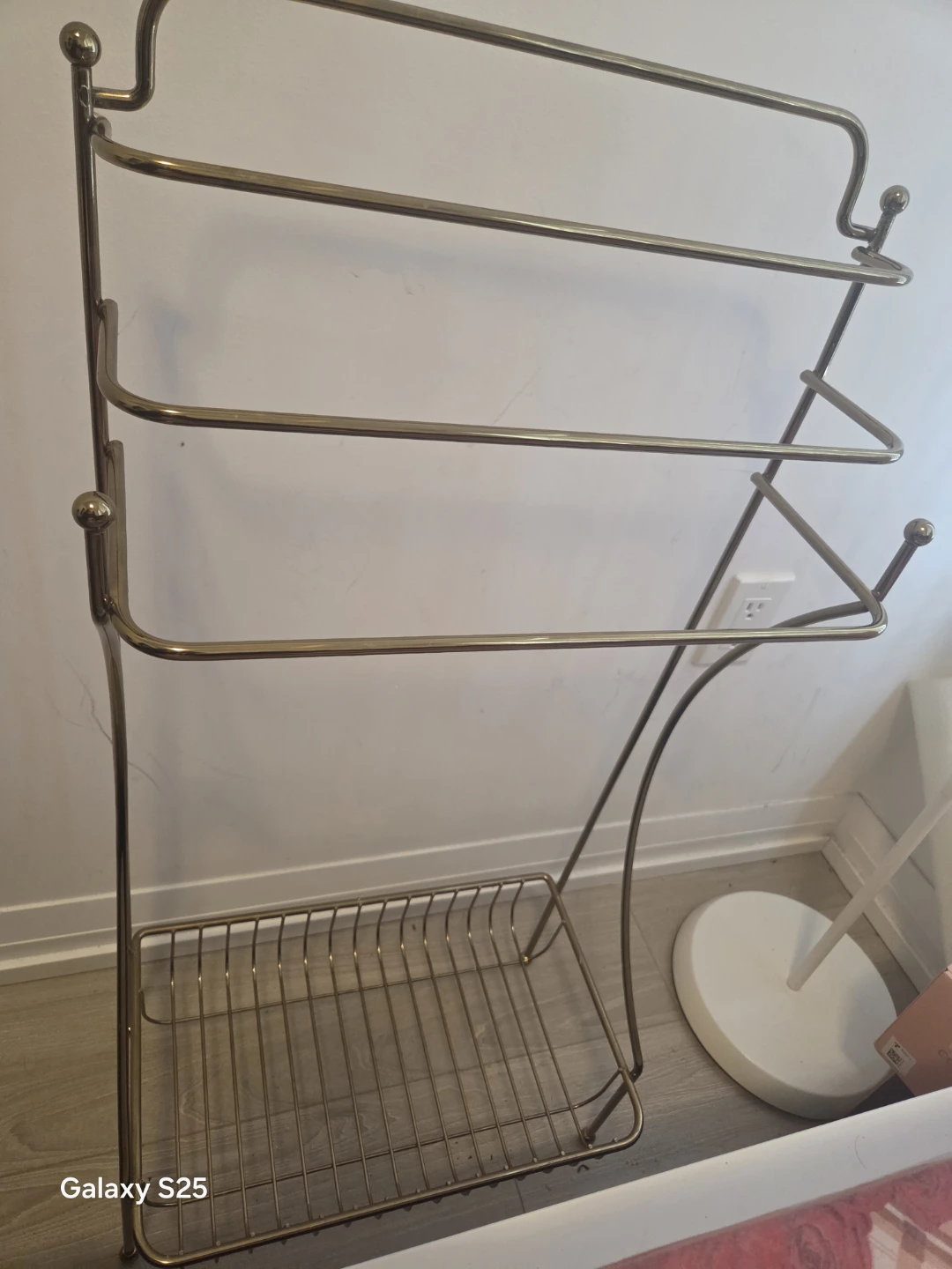 Brass Towel Rack with Shelf - photo 4