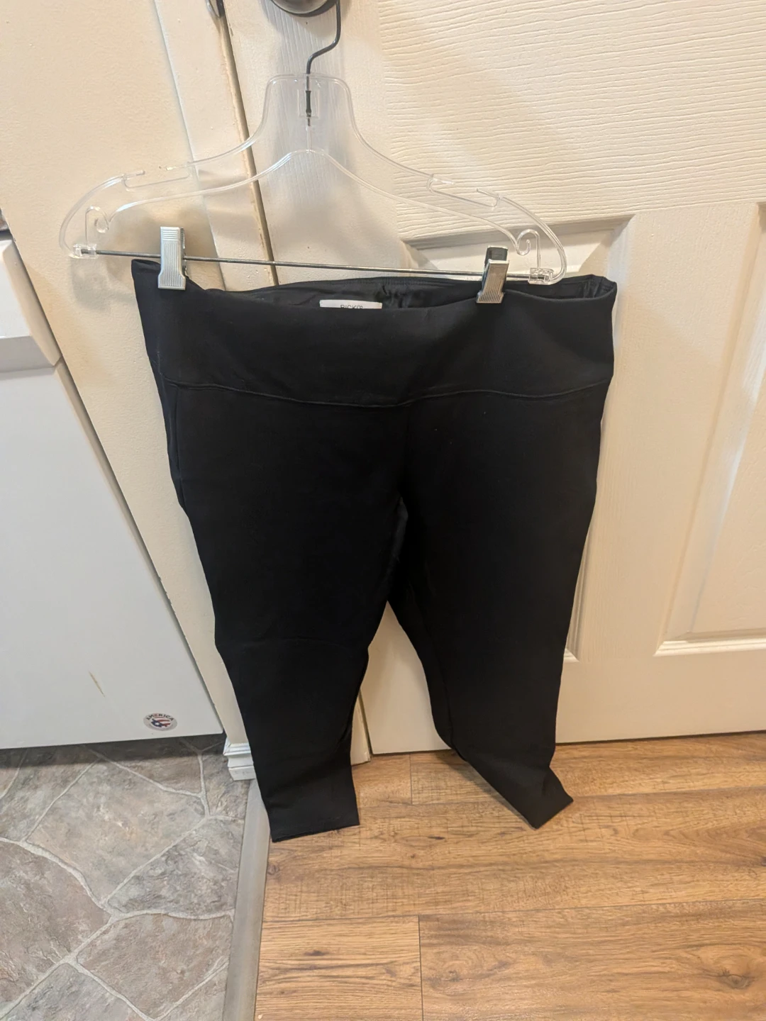 women's black leggings pick up in St Albert