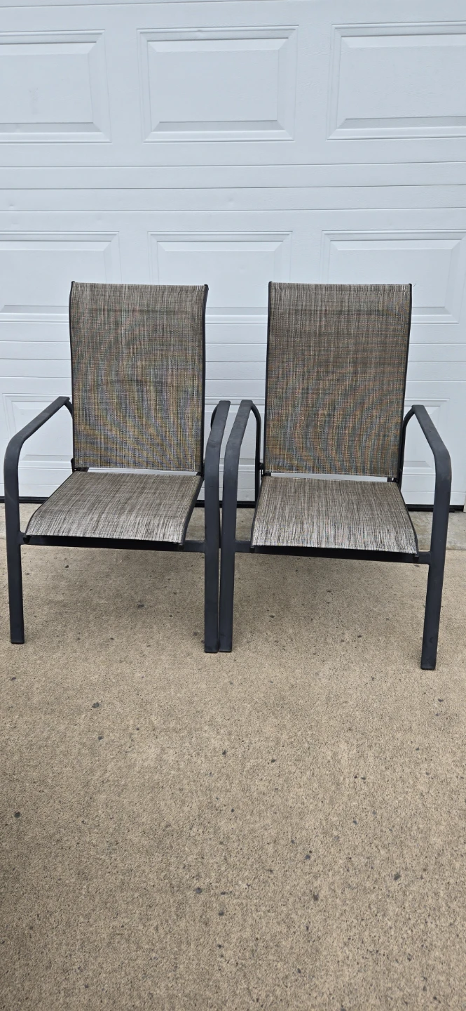 Set of 2 Patio Chairs