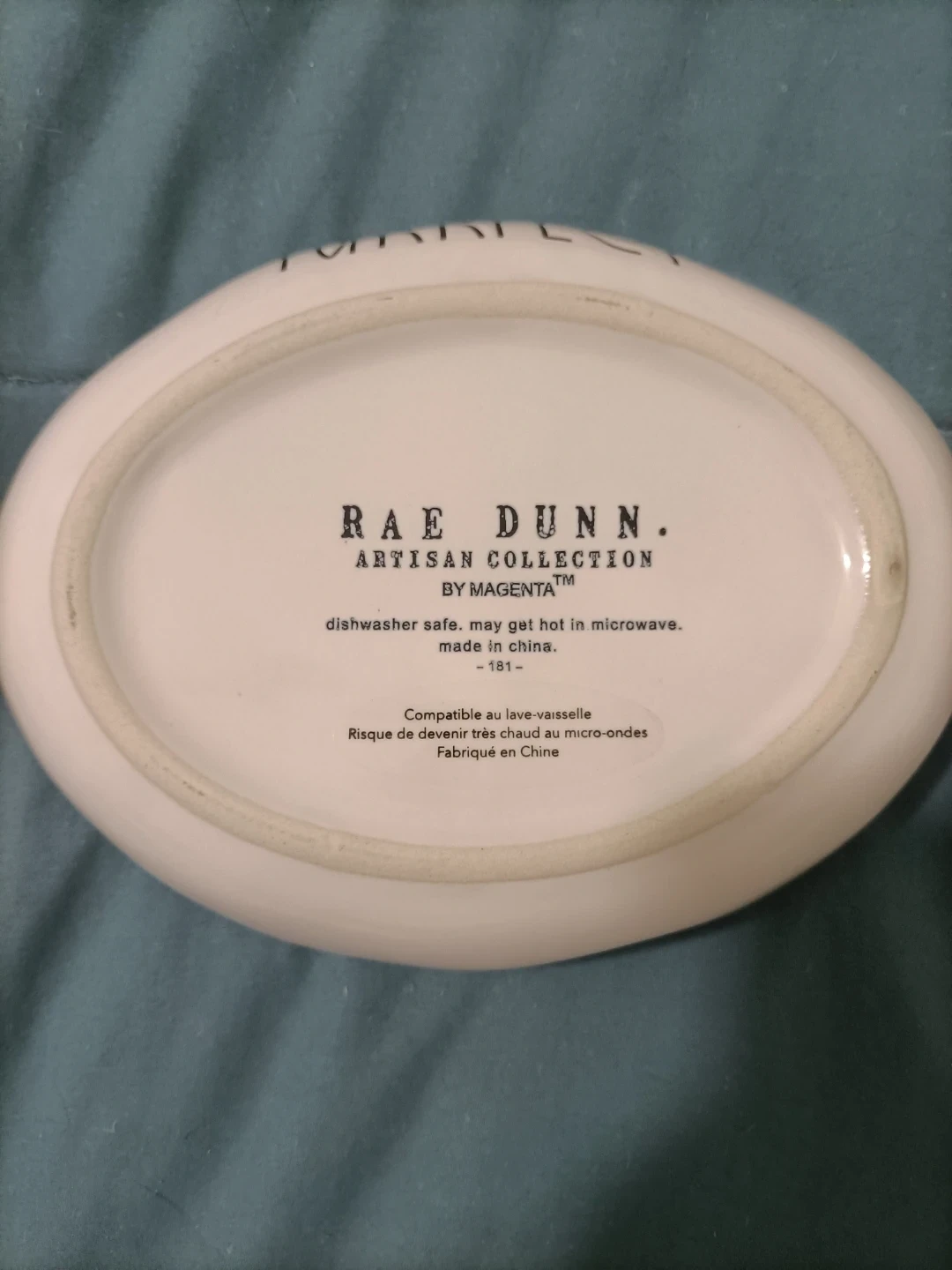 Rae Dunn Cat Food Plate ⚽ - photo 2