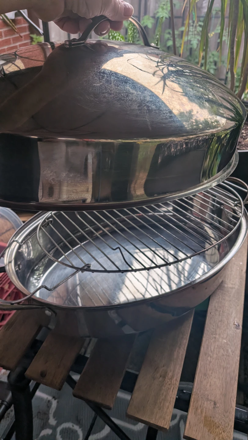 Large Stainless Steel roaster with Lid and Rack - photo 2