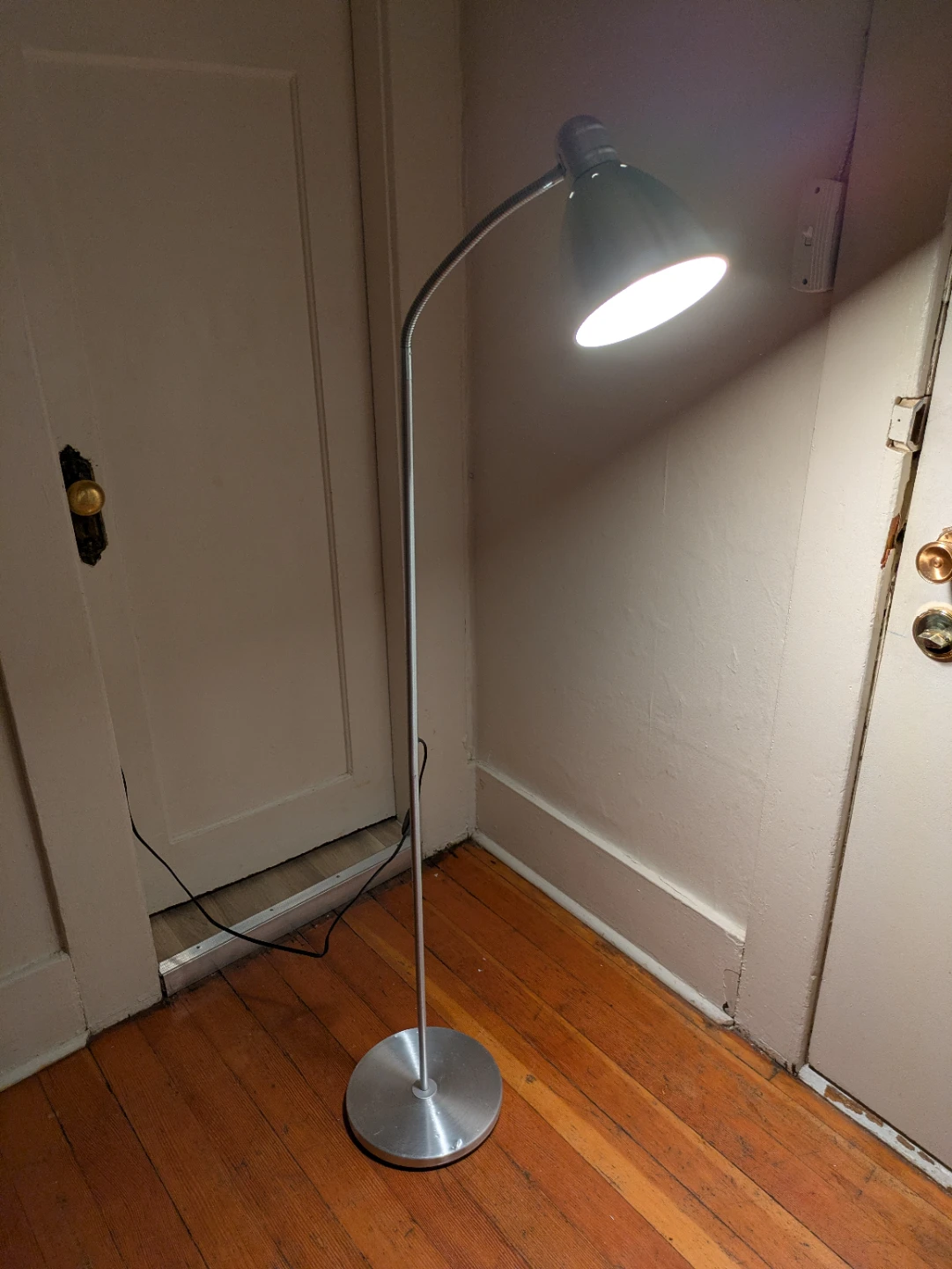 Adjustable Floor Lamp - Silver - photo 3