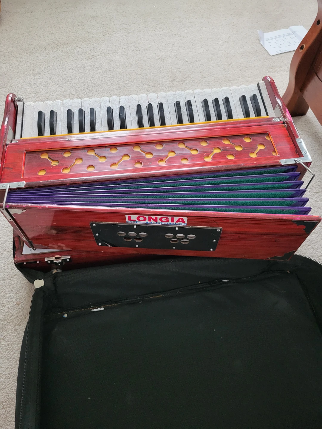 Longia Harmonium with Case