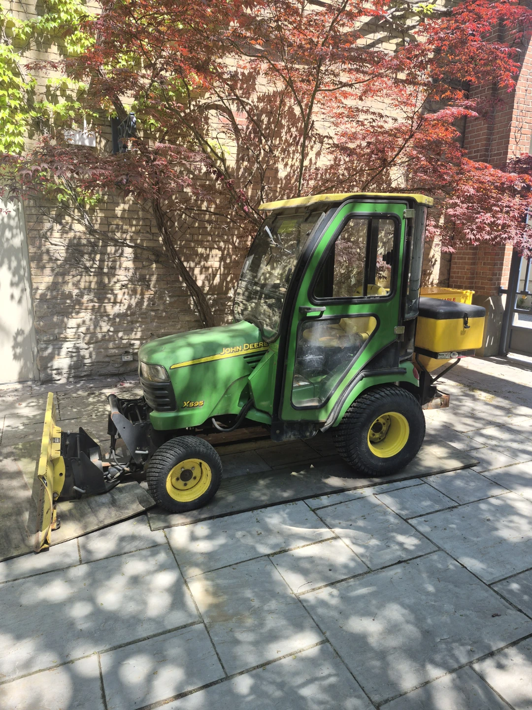 John Deere X595 Lawn Tractor with SnowEx Spreader - photo 2