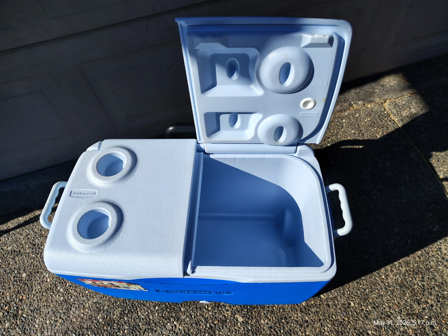 Rubbermaid 60 Quart Wheeled Cooler with Drain 🥕 - photo 2