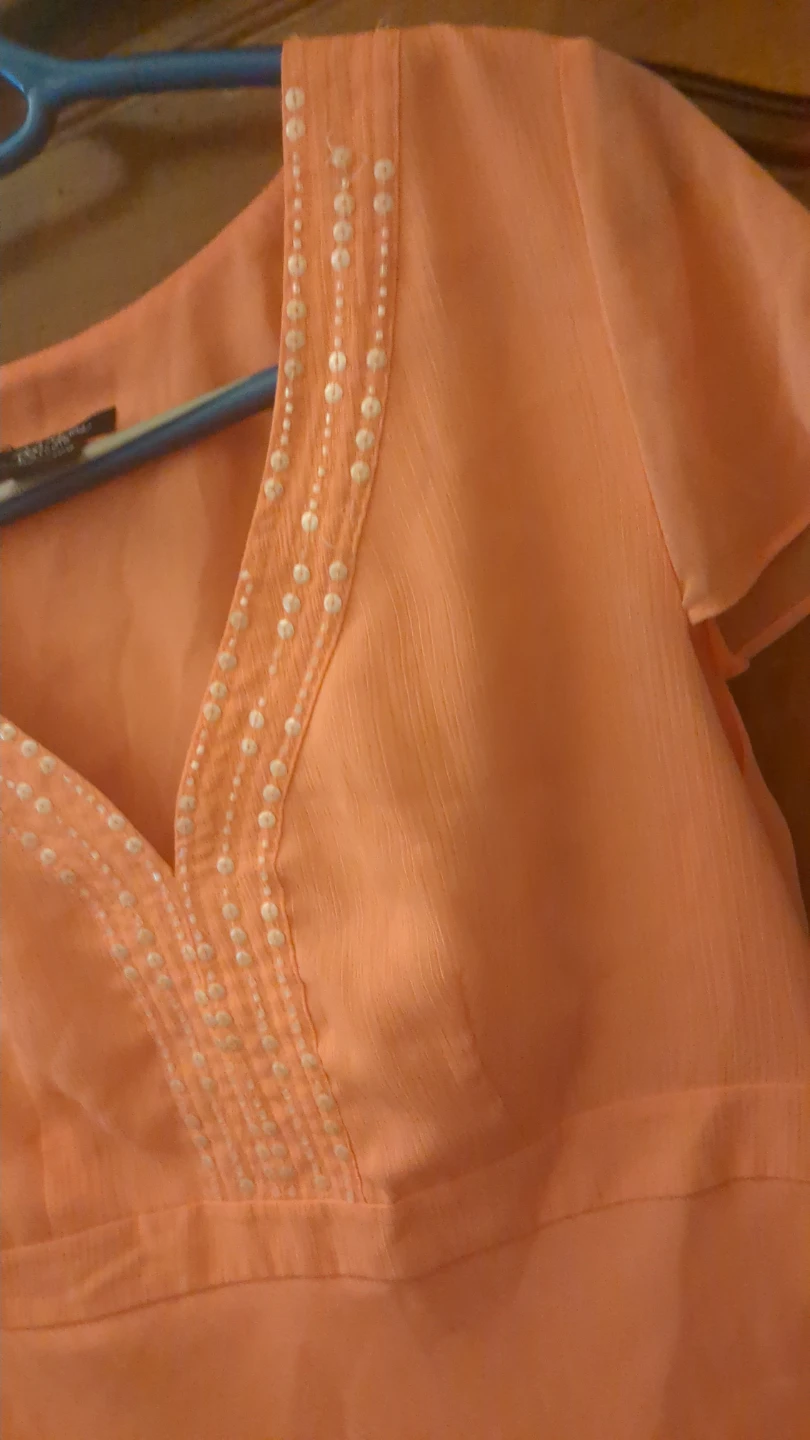 Bob Mackie Studio Peach Beaded V-Neck Top Size 6 - photo 4