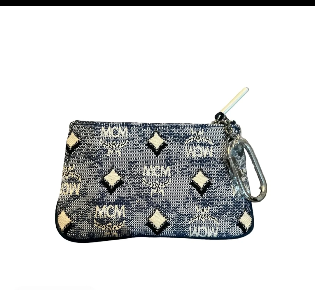 MCM Pouch with Keychain Wallet - photo 4