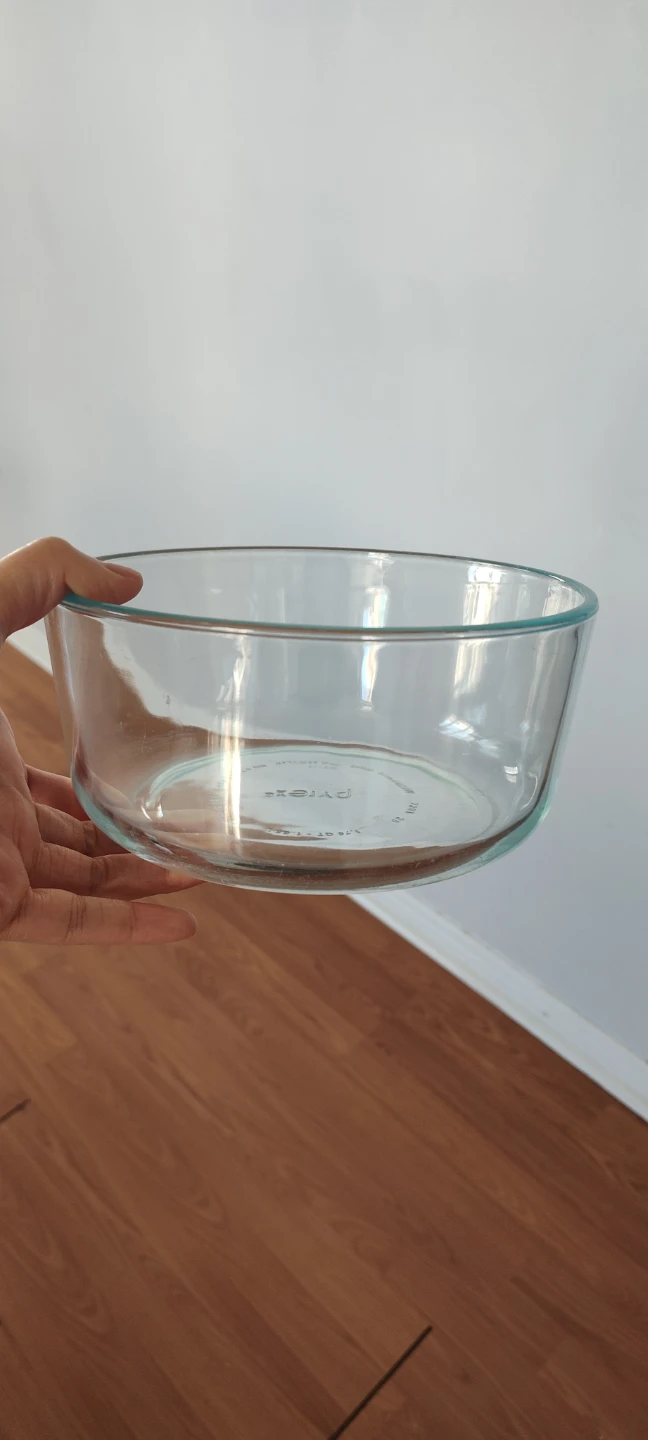 Pyrex Glass Mixing Bowl - photo 2