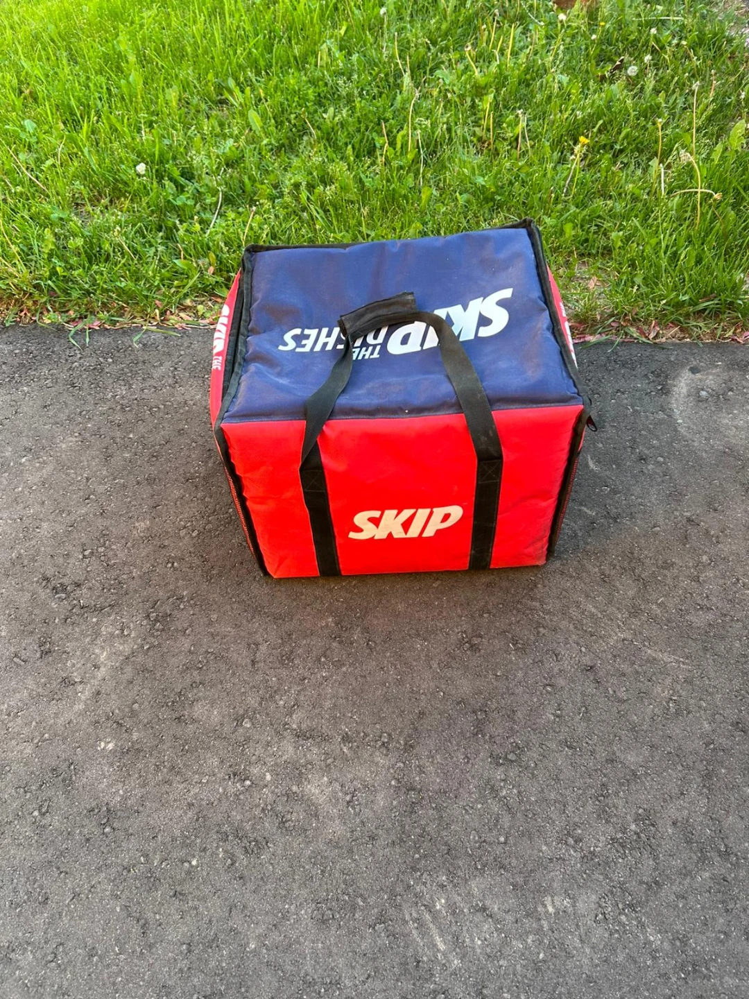 SkipTheDishes Insulated Delivery Bag - photo 2