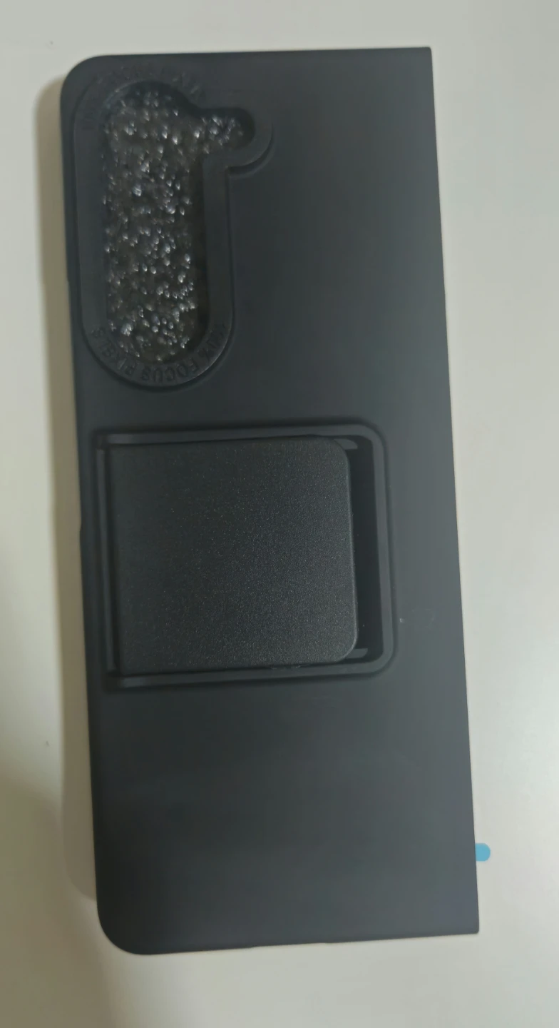 Samsung Galaxy Z Fold 5 Case – Black, No Screen Protector - photo 2