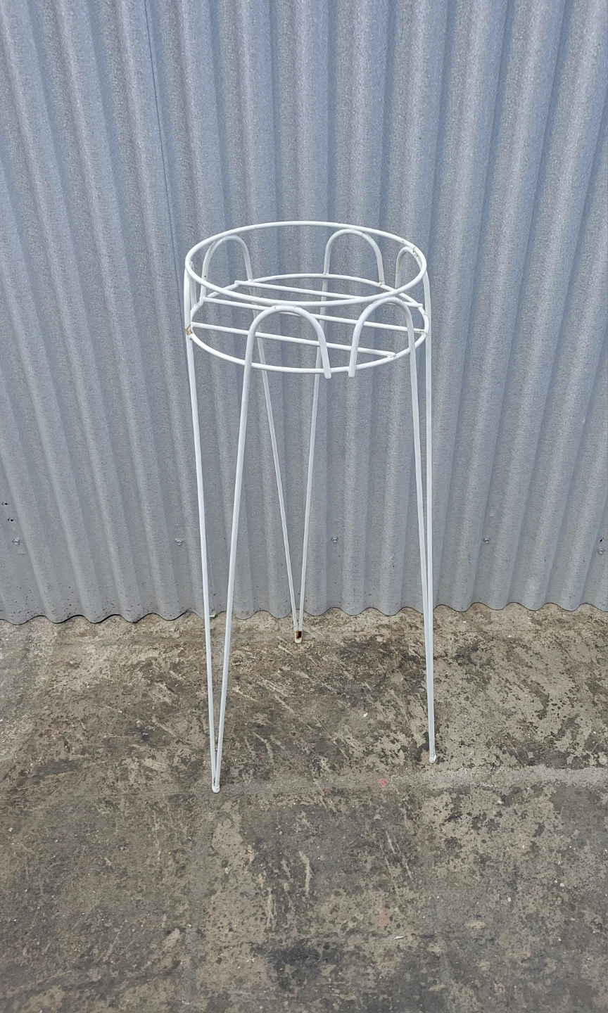 White Wire Plant Stand