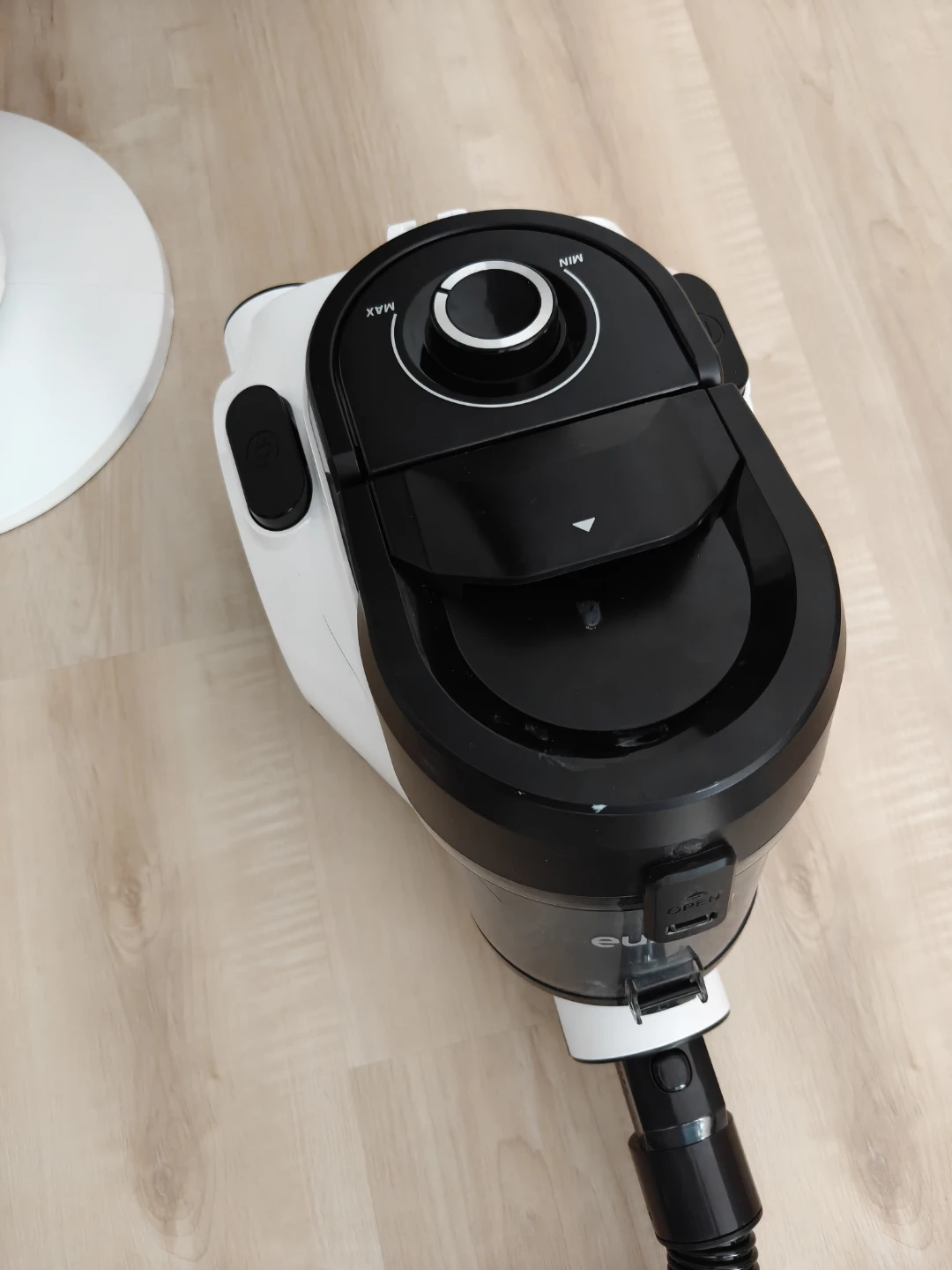 Eureka Vacuum Cleaner