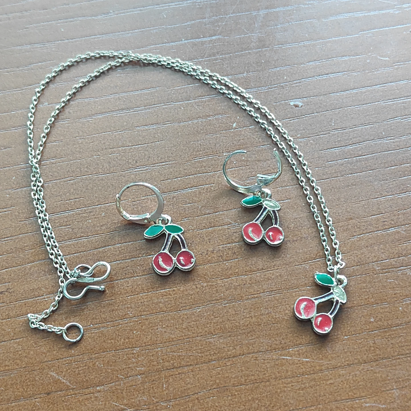 Cherry earrings and pendant