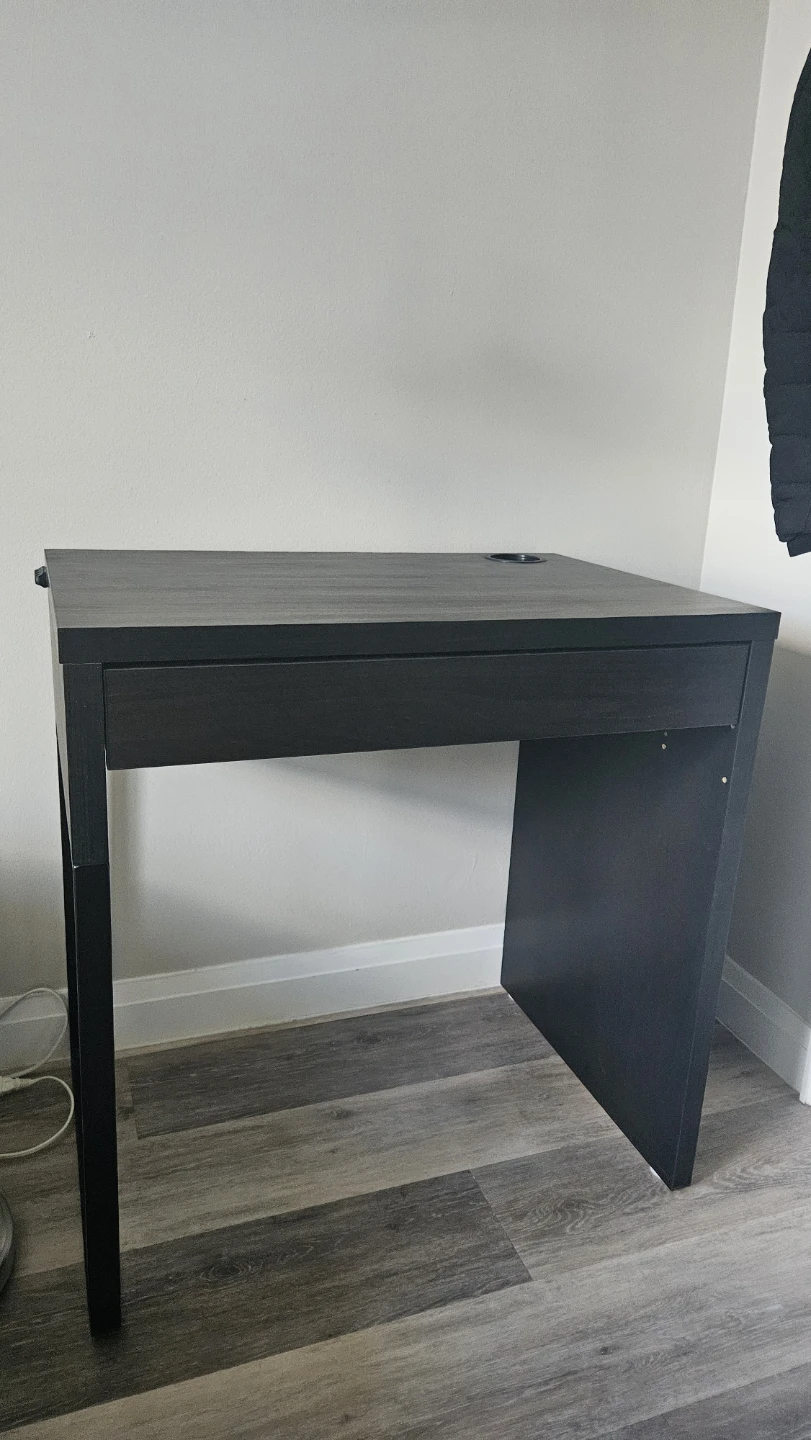 IKEA MICKE Desk Black-Brown - photo 5