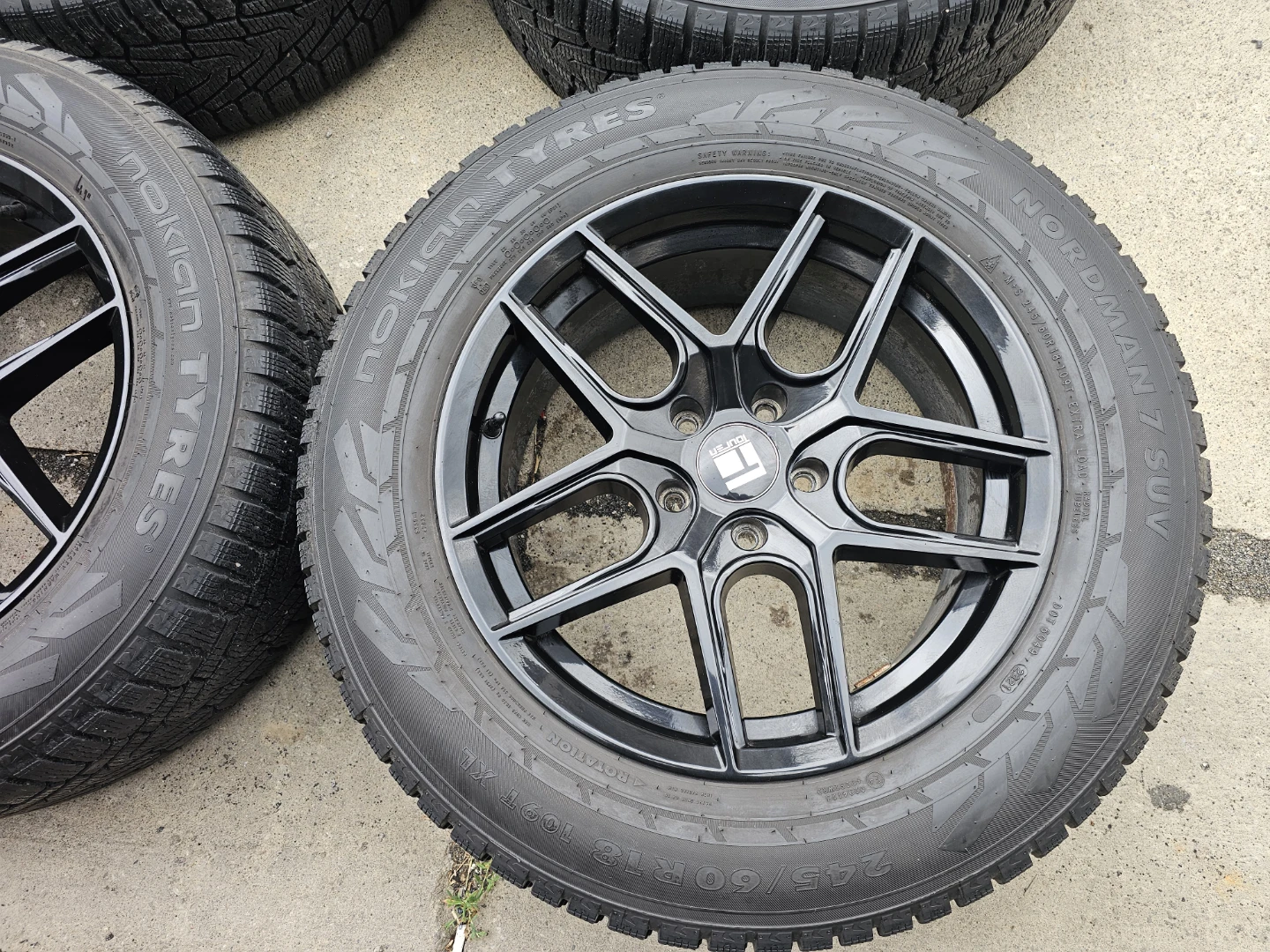 HONDA PILOT/PASSPORT/ACURA MDX WINTER TIRES ON ALLOY RIMS - photo 3