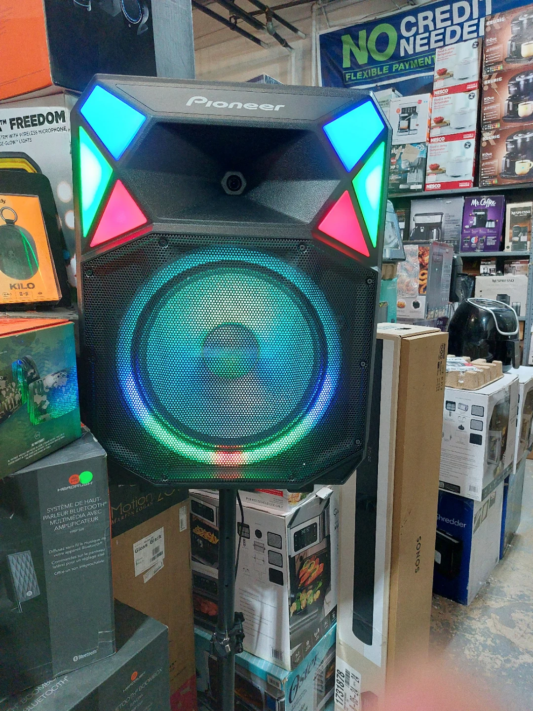 Pioneer Portable Speaker with Lights& Microphone - photo 5