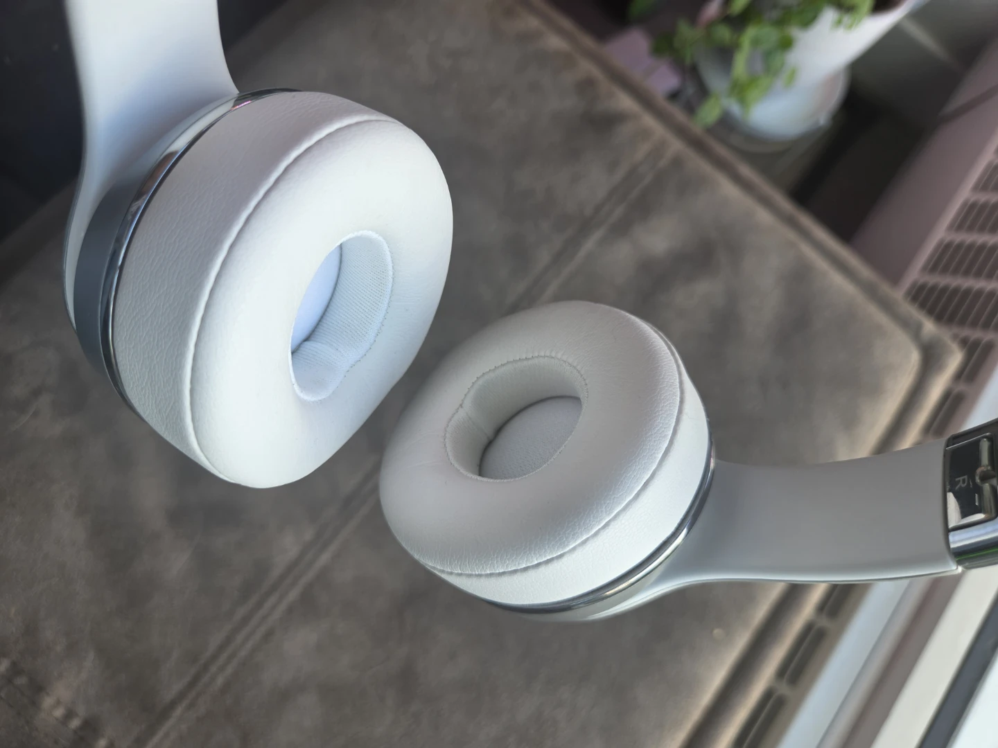 Beats Solo 3 Wireless Headphones - Silver - photo 5