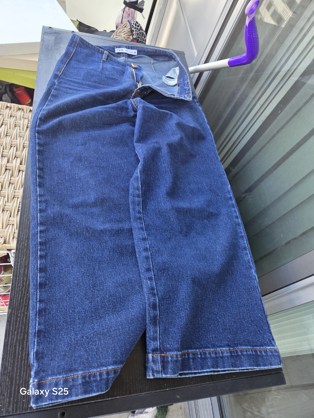 ZARA Women's Blue Denim Jeans Size 4 (US) - photo 3