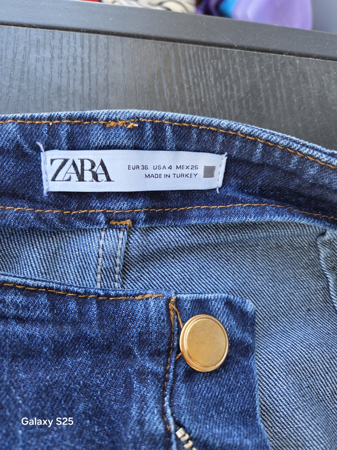 ZARA Women's Blue Denim Jeans Size 4 (US) - photo 4