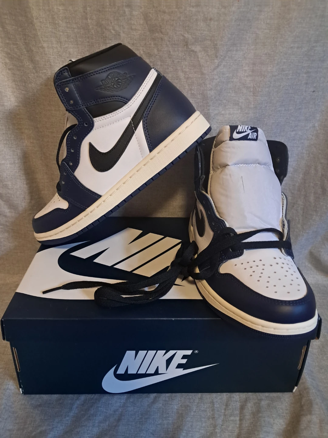 Nike Air Jordan 1 High "Midnight Navy"