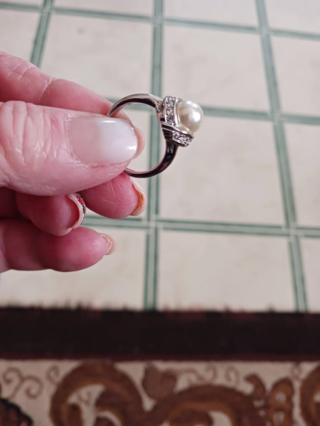 Vintage Hawaiian Pearl and Rhinestone Ring - photo 3