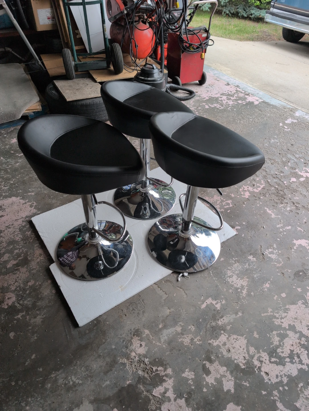Set of 3 Black Adjustable Bar Stools