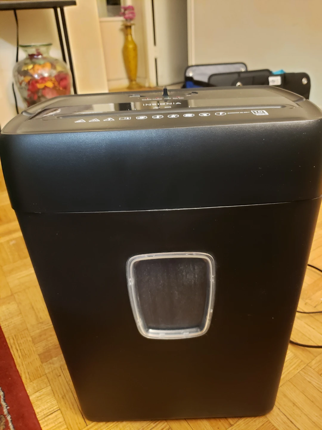 Insignia Paper Shredder