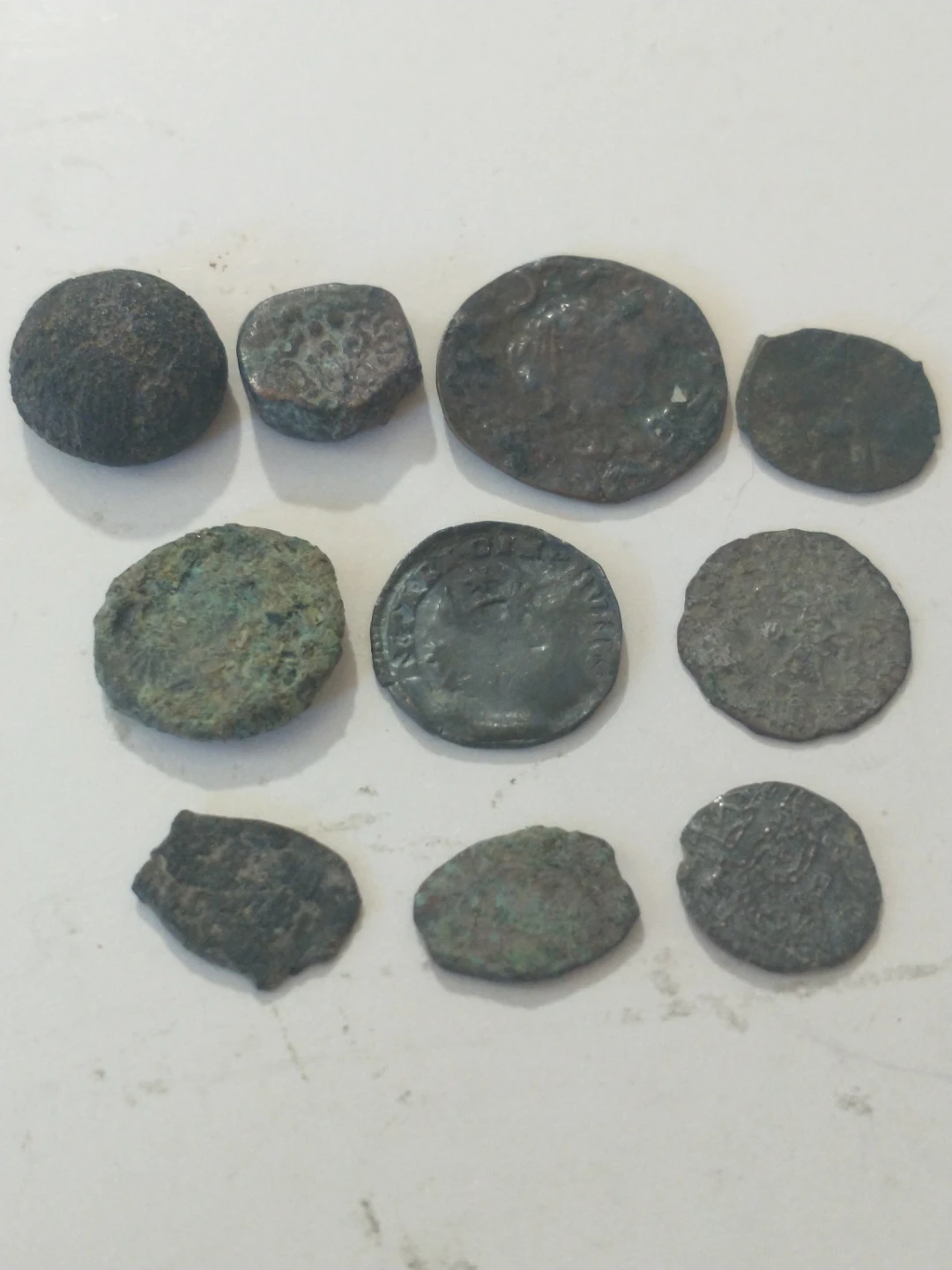 10 unidentified ancient and medieval coins, low end - photo 2