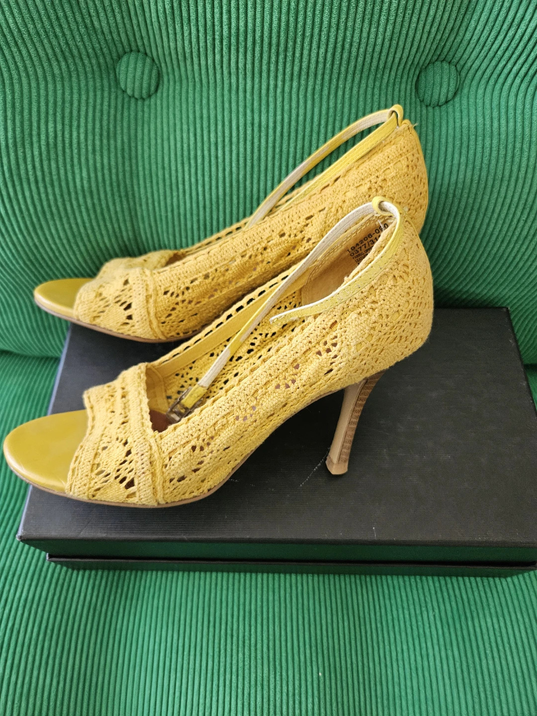 COLIN STUART Yellow Crochet Heels