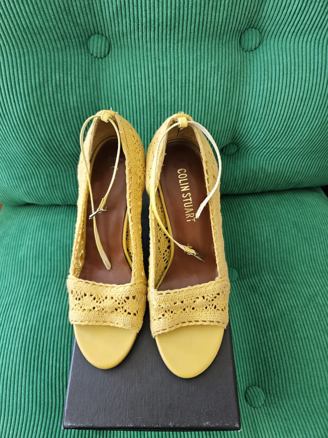 COLIN STUART Yellow Crochet Heels - photo 5