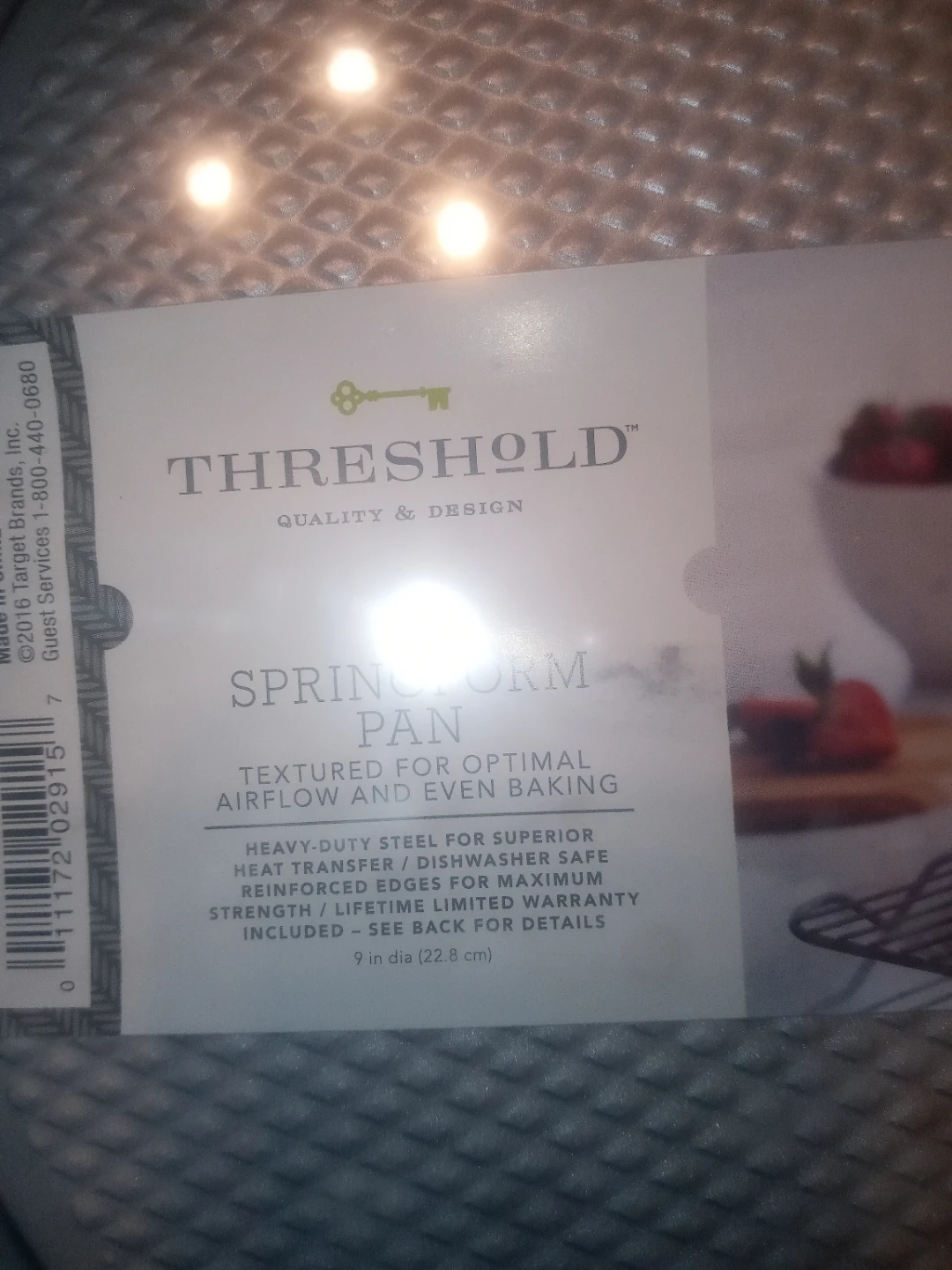 Brand new, Threshold Springform Pan 9 inch - photo 2