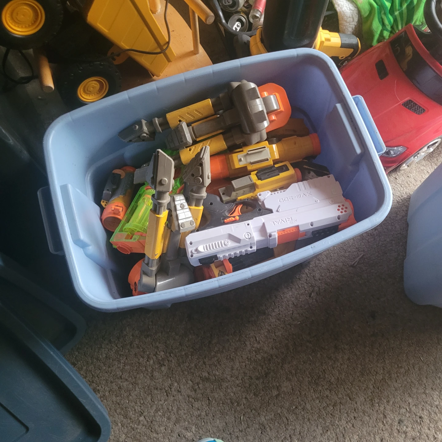 Assorted Nerf Blasters Bundle - photo 3