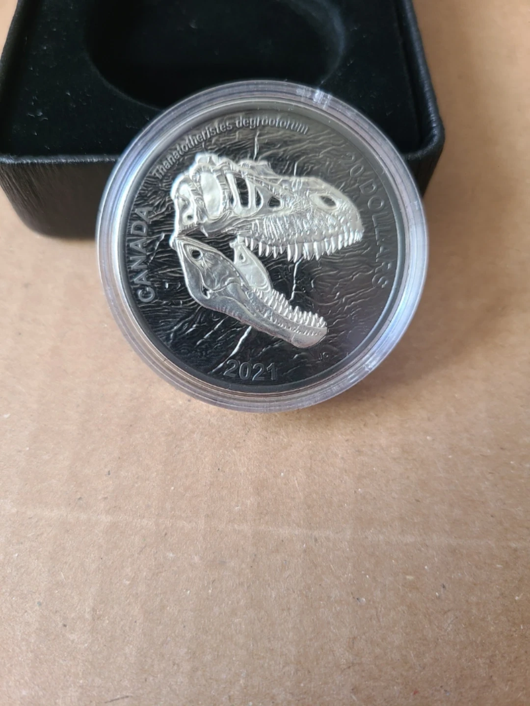 2021 1 oz Silver Coin - Discovering Dinosaurs Reaper of Death - photo 2