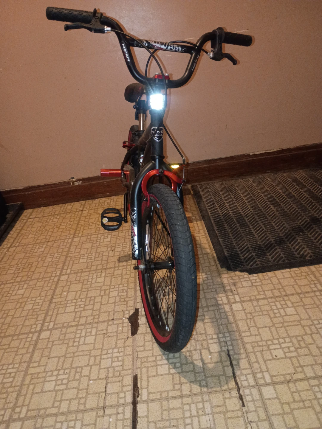 18-inch Kent Abyss 1800 Freestyle BMX Bike - photo 2