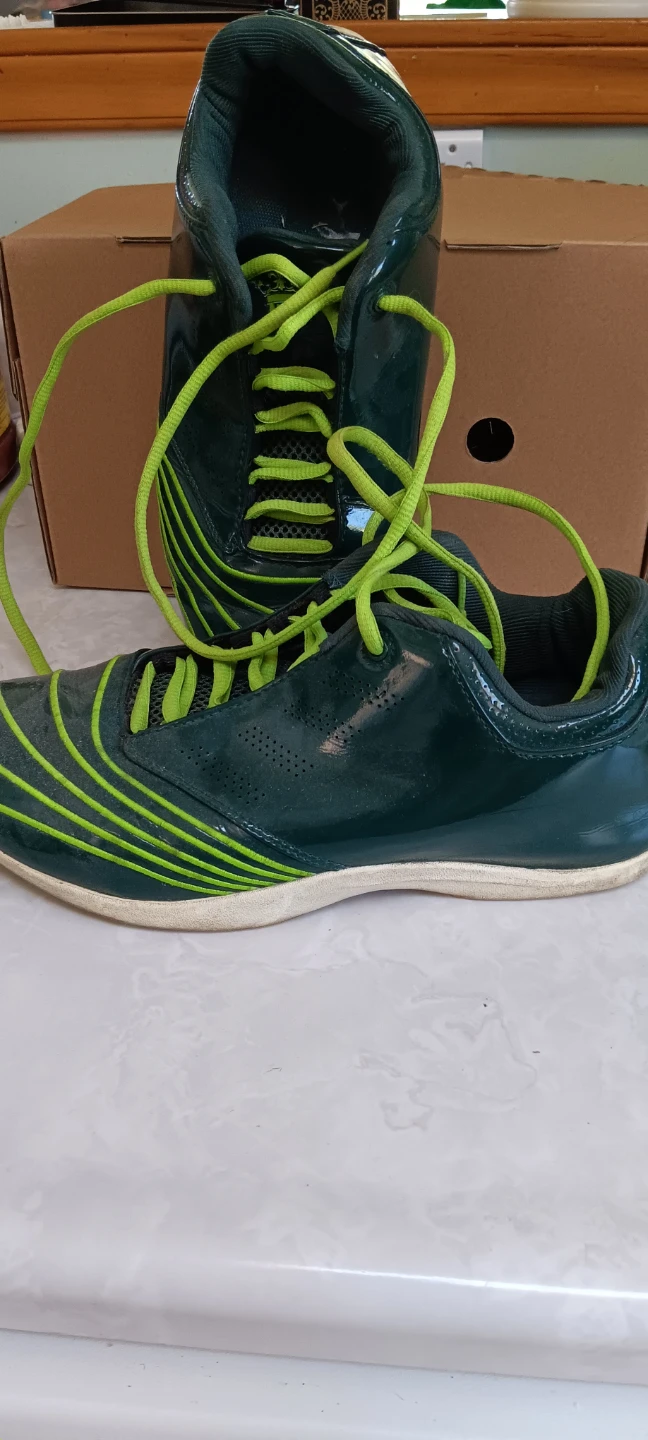 Green and yellow athletic shoes - photo 2