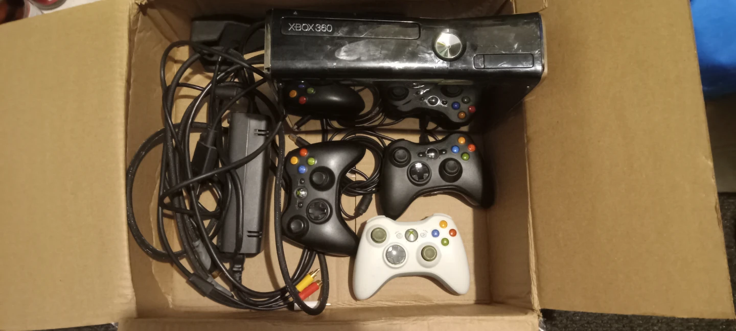 1 large box of xbox360 with 3 controllers - photo 3