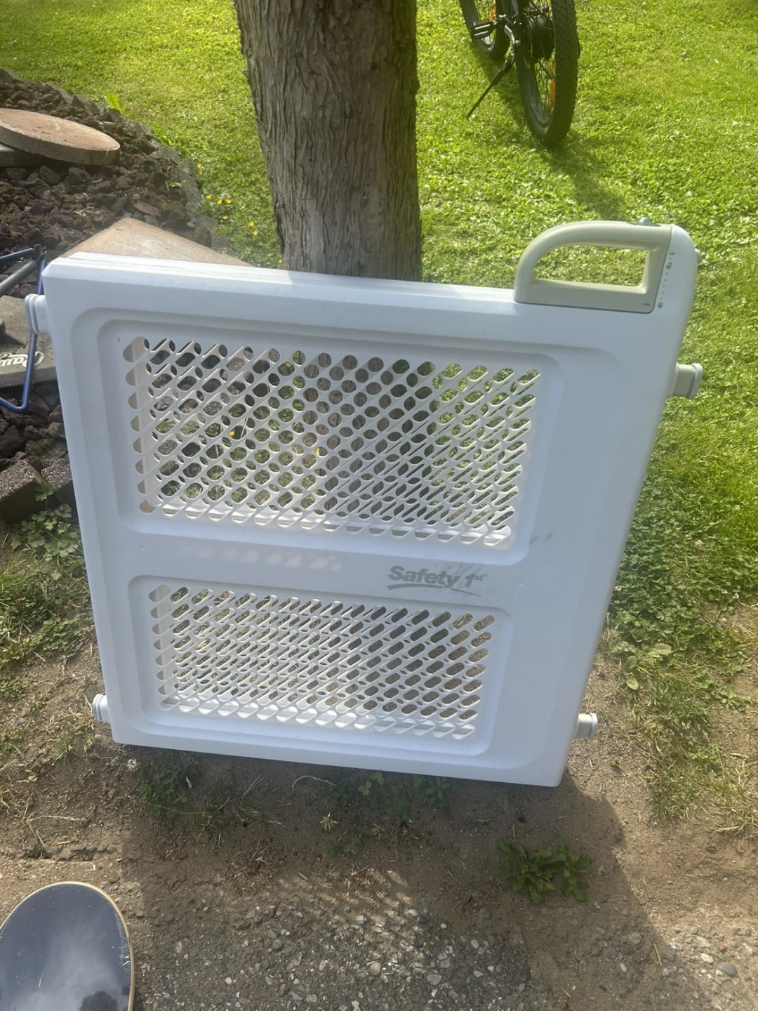 Safety 1st White Baby Gate
