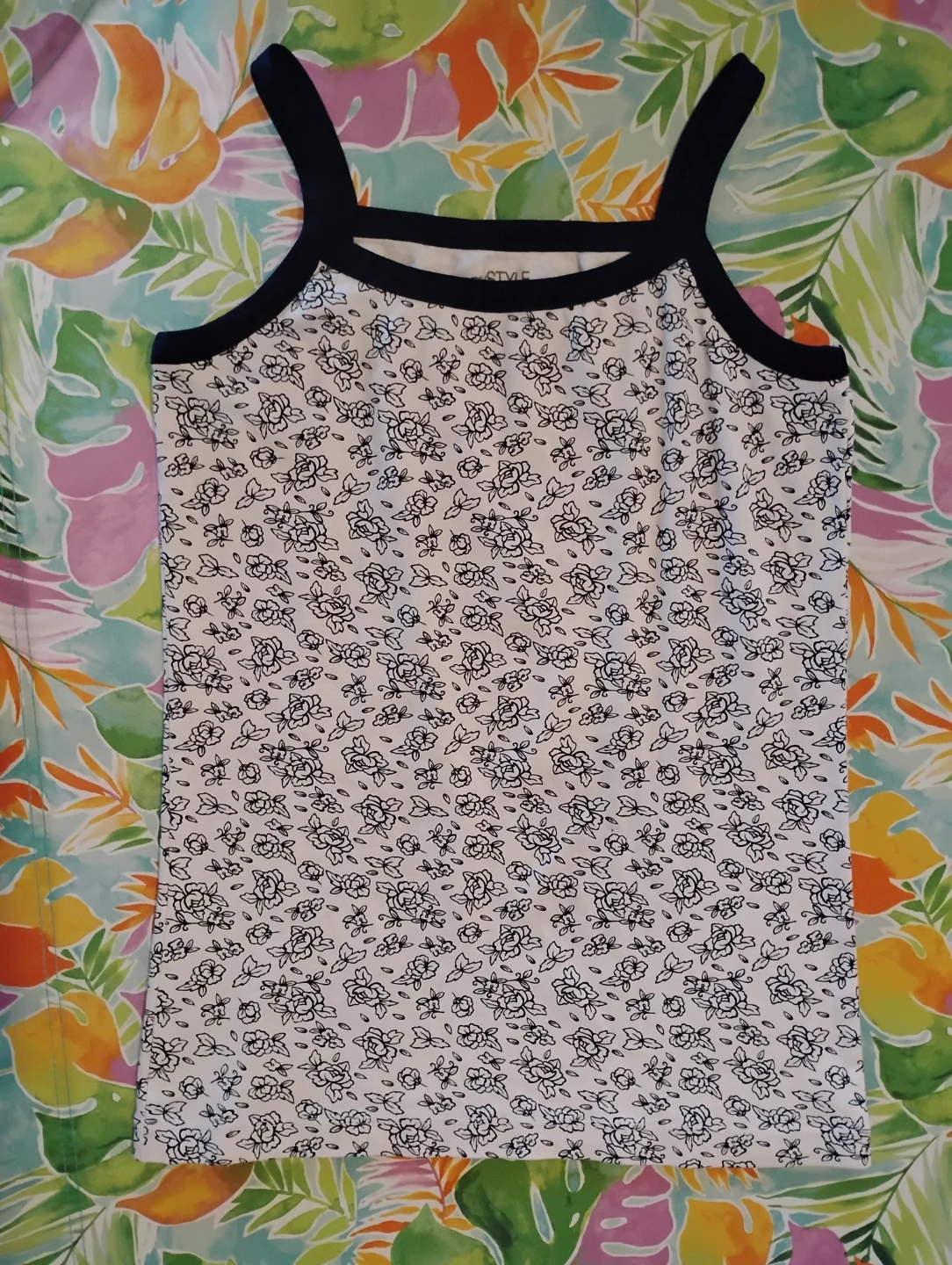 Brand NEW My Style Tank Top - Size L