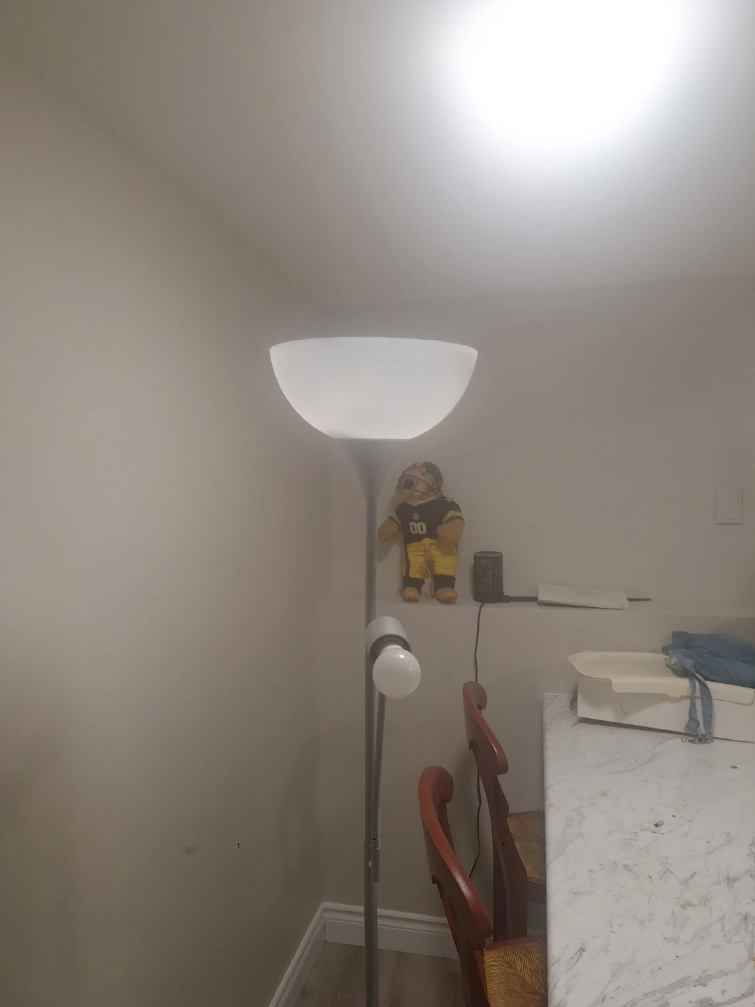 Floor Lamp with Two Lights - photo 2