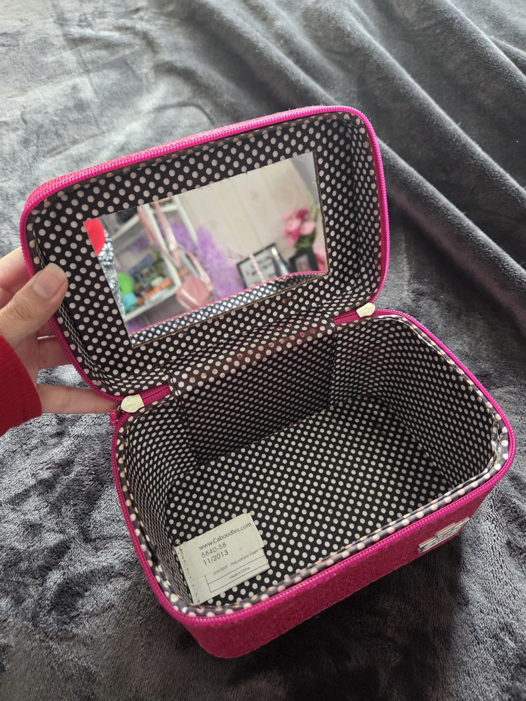 Pink Glitter Makeup Train Case & Amazon Basics Pouch - photo 3