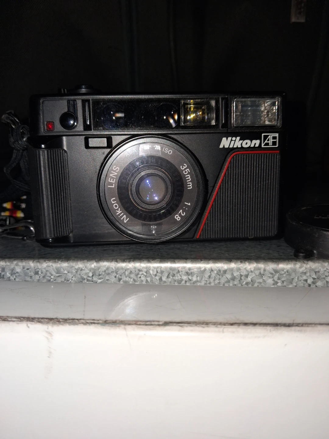 Nikon AF 35mm f/2.8 Point and Shoot Camera
