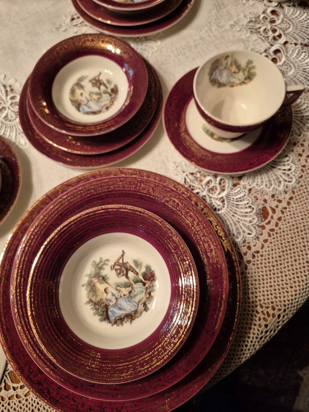 Sebring Pottery Serenade Burgundy 22K Gold Trim Plates
