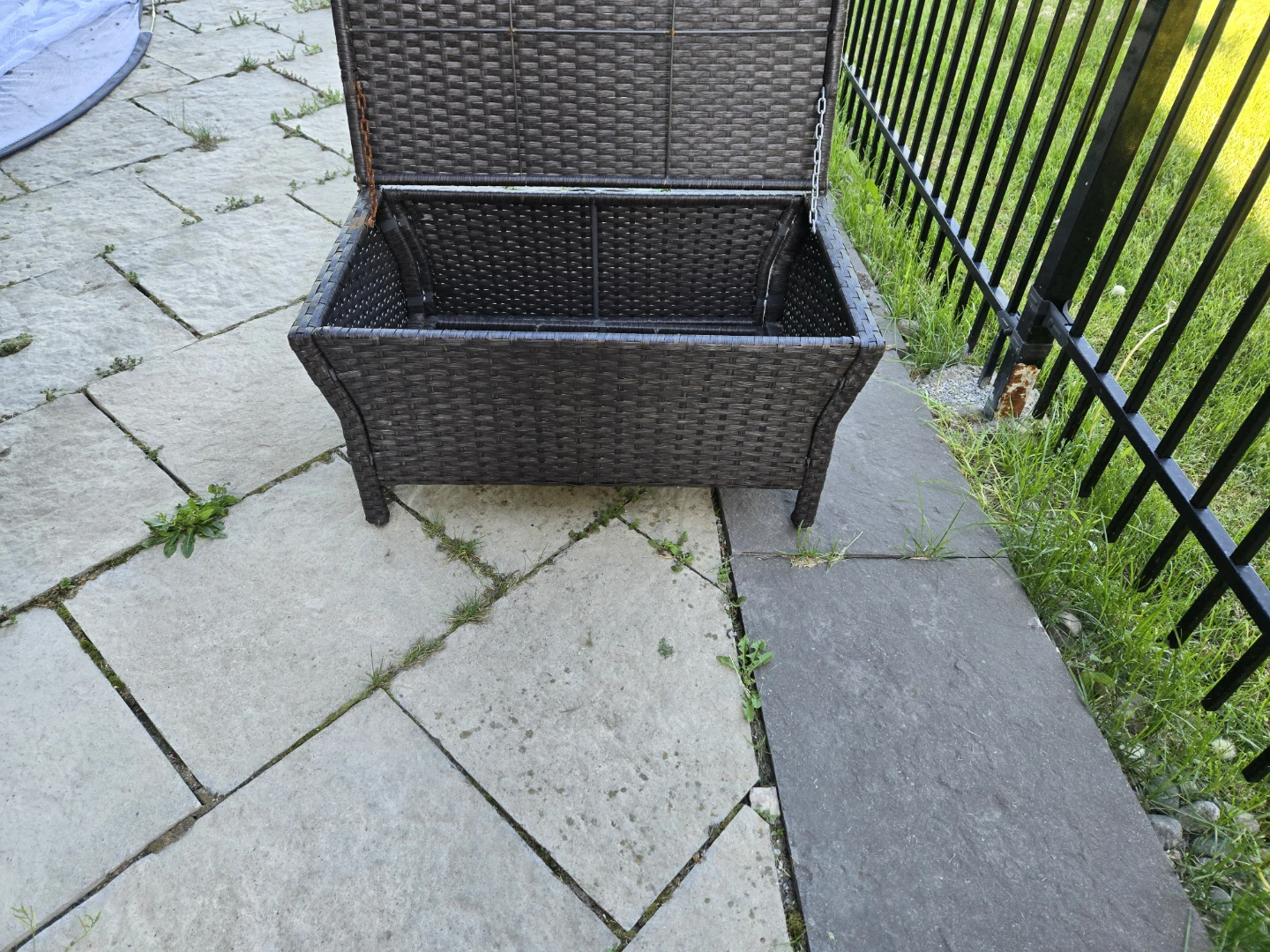 Dark Brown Wicker Storage Box/Bench - photo 4