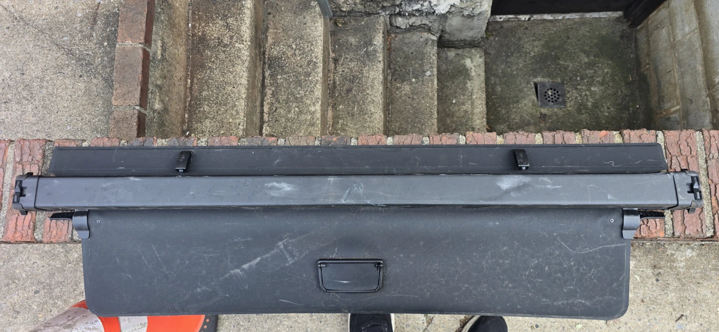 Volvo XC60 Cargo Cover - photo 2