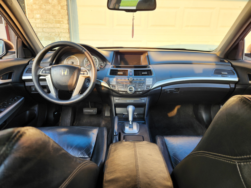2008 Honda Accord V6 Sedan with Navigation - photo 4
