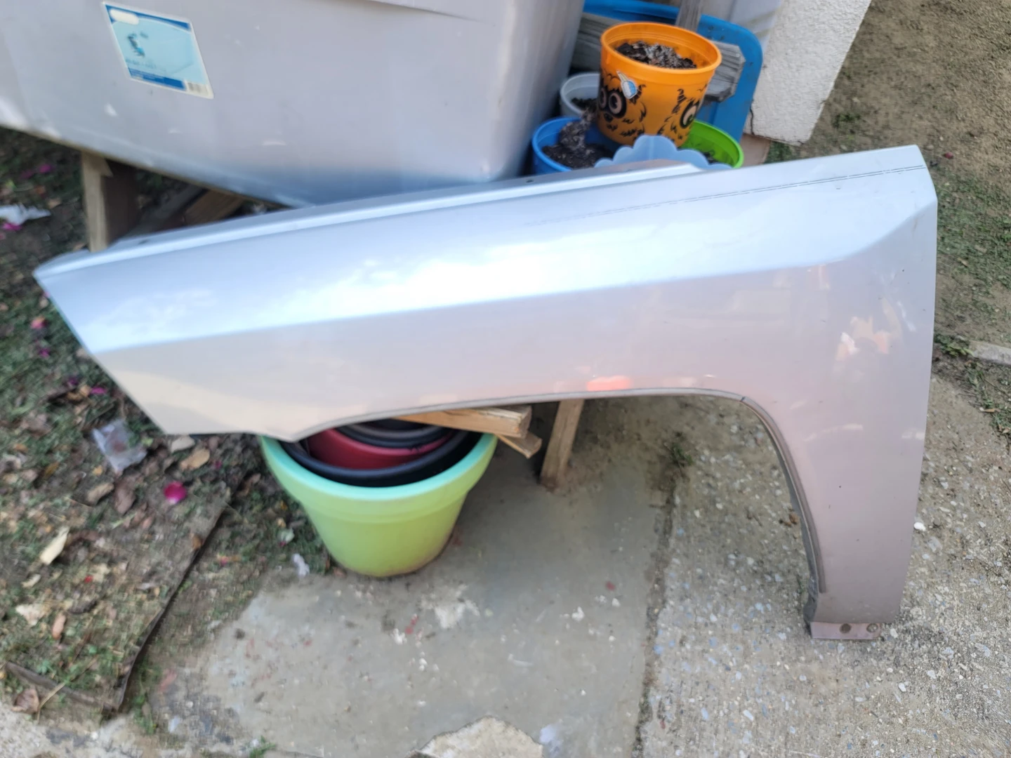 Fender front driver side Jeep Compass.