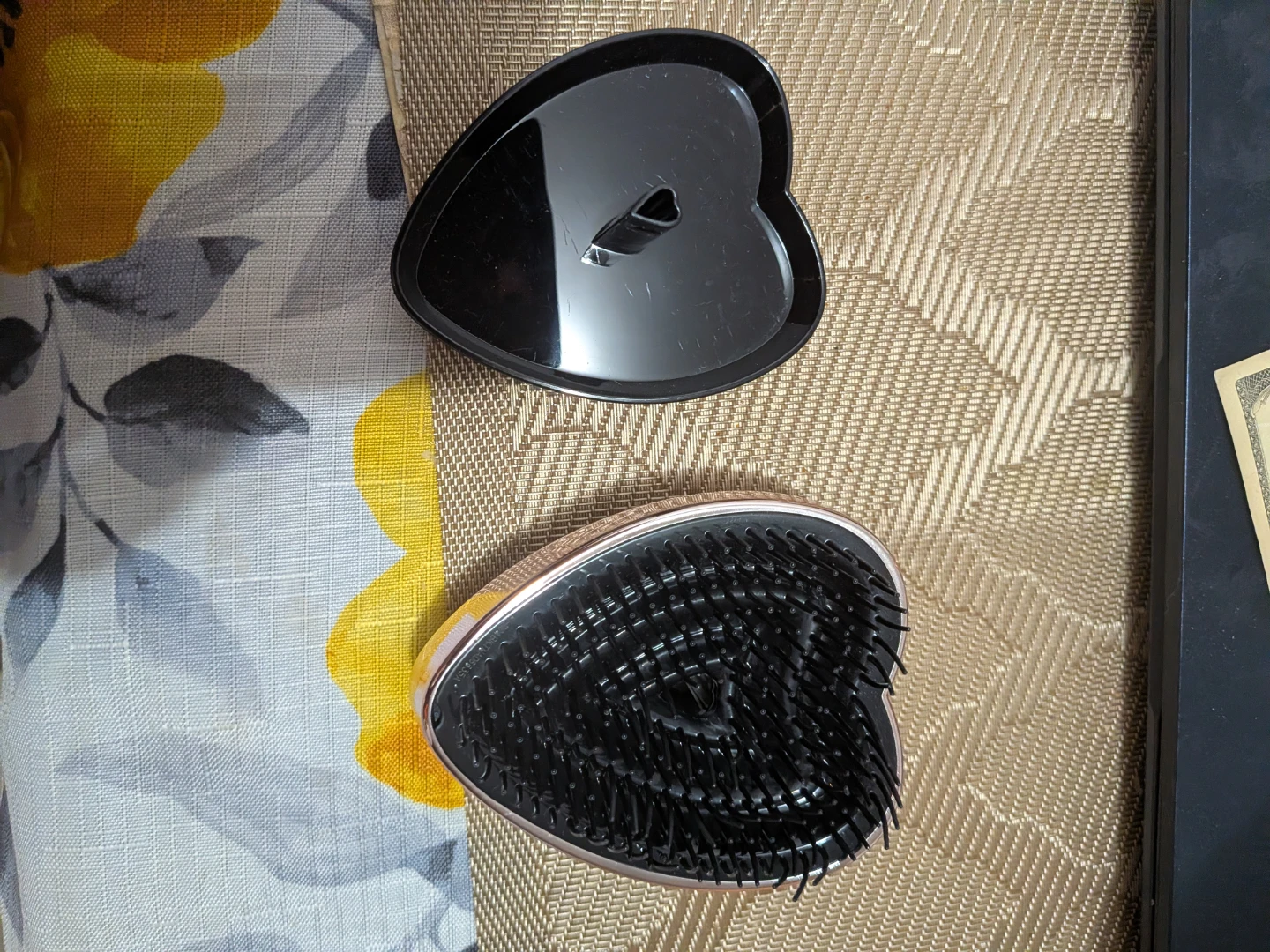 Tangle Teezer Heart Shaped Detangling Brush Rose Gold