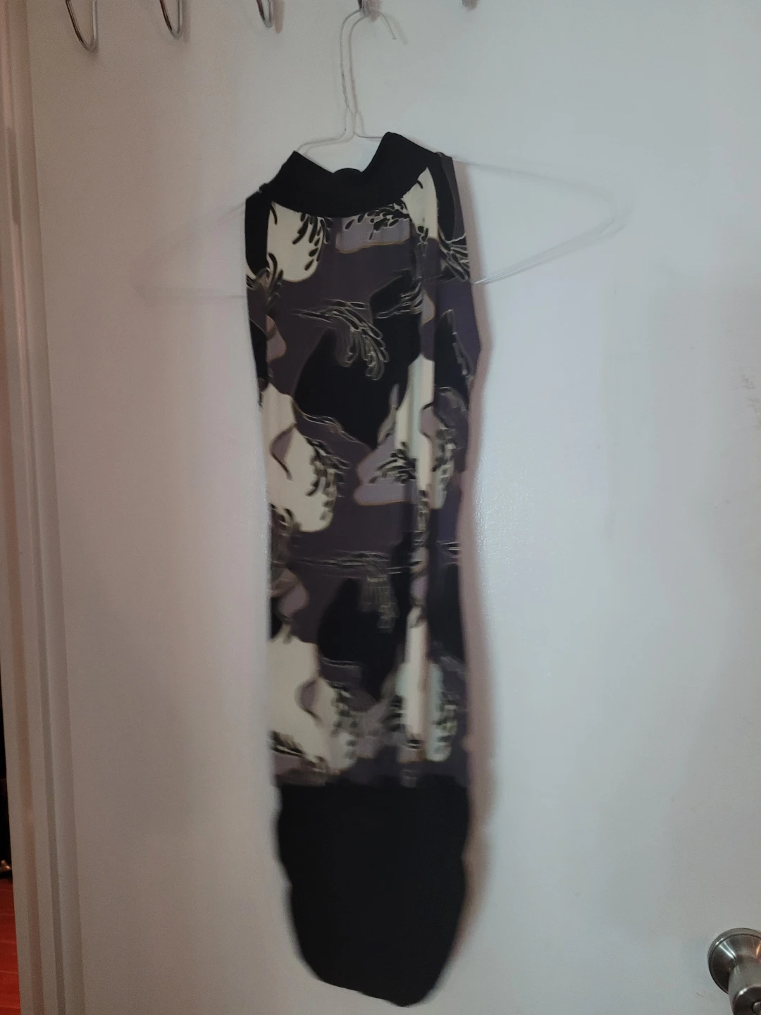 Sleeveless Mock Neck Dress with Abstract Print - photo 2