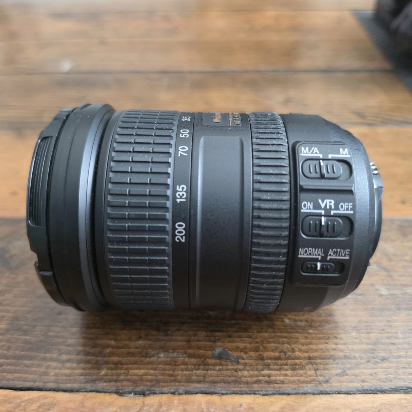 Nikon AF-S NIKKOR 18-200mm f/3.5-5.6 G ED VR Lens - photo 4